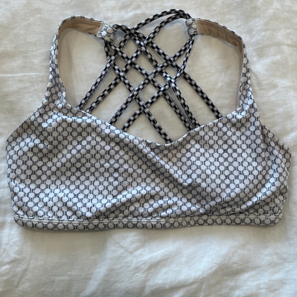 Lululemon bra, new condition